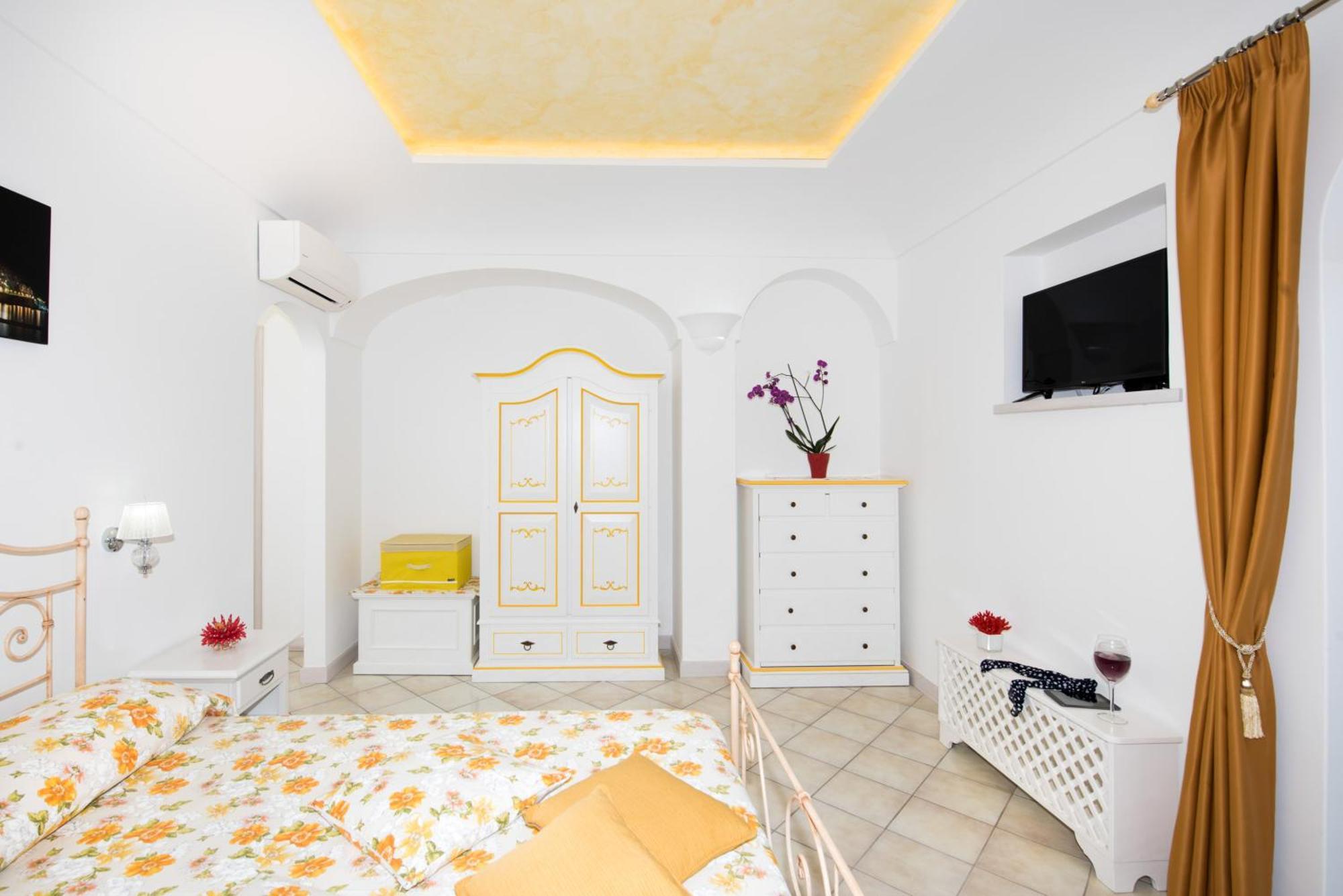 Le Contrade By Sosore Holiday Homes -Amalfi Coast Furore Exterior foto